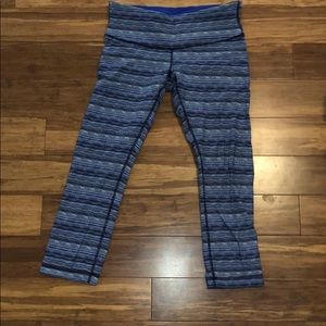 Lulu Lemon Crops Size 6